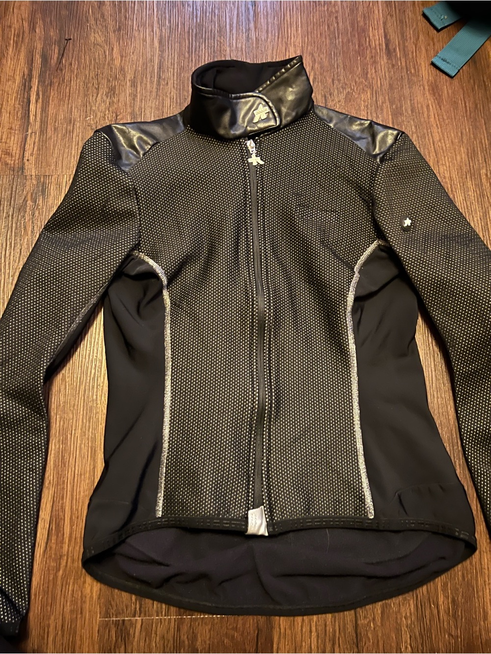 Women's cycling jersey size large